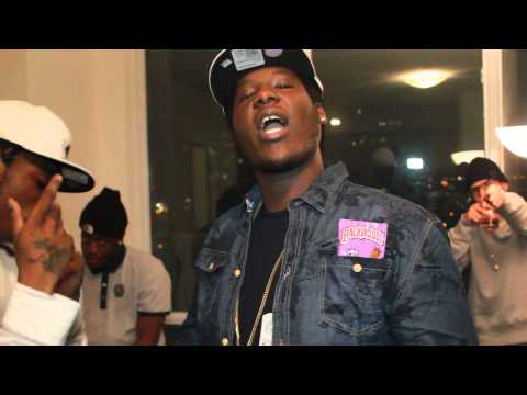 Ranski Gleechie ft AV - BOOMIN (Prod By DirtyVans) [@RanskiGleechie]x[@AvNorthside4400]