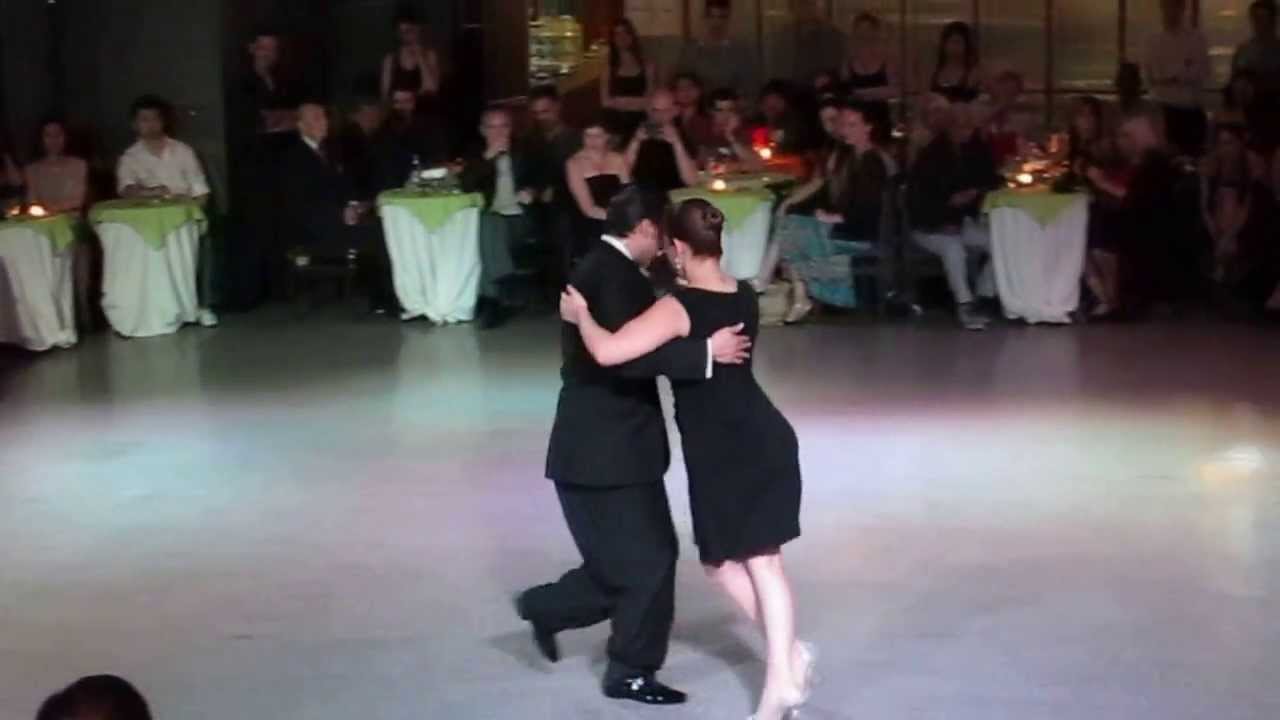 Facundo de la Cruz y Paola Sanz 4/4 - La Bruja (J. Darienzo) Fruto Dulce 2013