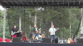 Ryan Shupe & the RubberBand Perform 'The Sun Will Shine Again' at Beartrap Summer Festival