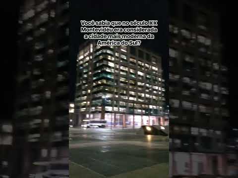 No centro histórico de Montevidéu #youtubeshorts #montevideo #uruguay #travel #américadosul #fyp