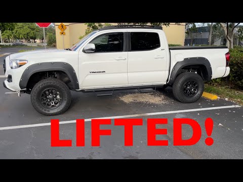 Toyota Tacoma 3/2 ReadyLIFT