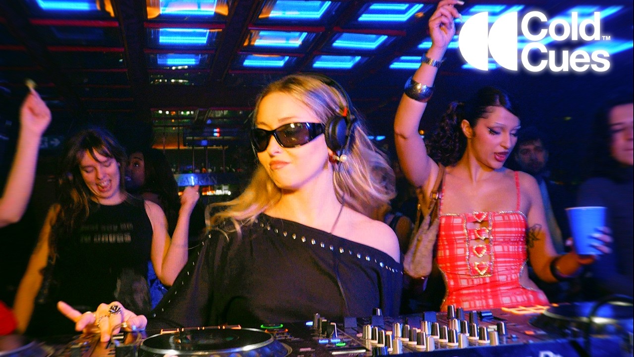 Intimate Club Party