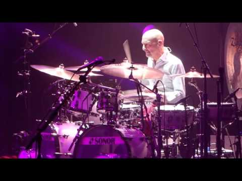 Steve Smith Drum Solo with Journey