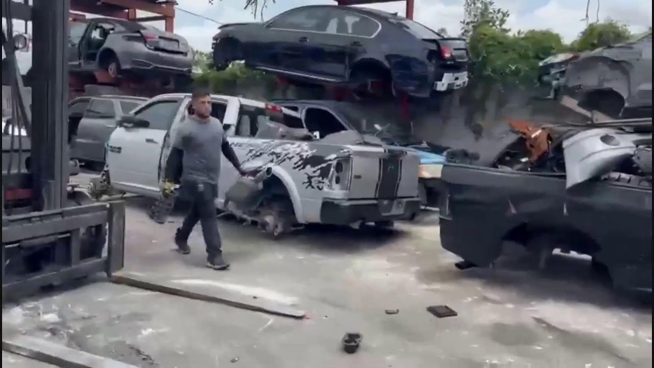 ¿Dónde estuvo Raulito “El Cangrejo” en el dos mil, cuando tenía 16 años de edad?