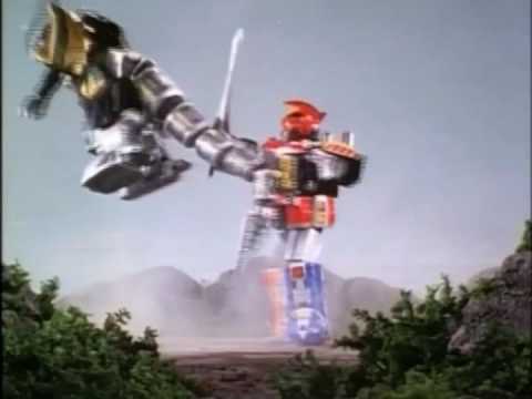 Mighty Morphin Power Rangers Megazord vs Dragonzord