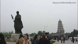 preview picture of video 'Giant Wild Goose Pagoda, Xian - China Travel Channel'