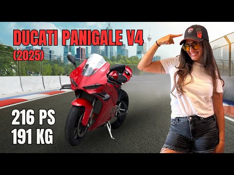 Ducati Panigale V4 delivery + instruction - too much for everyday use?!