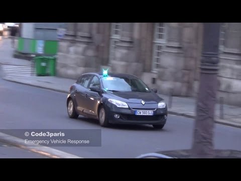 Voitures de police banalisées (X2) // Unmarked Police Cars Responding