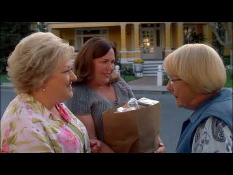 Karen Finds Out Paul Is Back On Wisteria Lane - Desperate Housewives 7x01 Scene