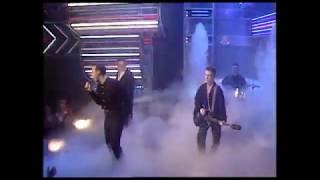 Fine Young Cannibals - She Drives Me Crazy (Top of The Pops 1989)