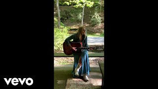 Miranda Lambert - Bluebird (Acoustic Vertical Video)