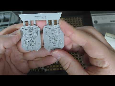 Space Marines Grey Knights Landraider Banisher - Unboxing (WH40K)