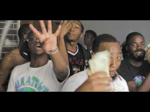 YoT (YoungestOnTop) x BayWalk - In This Bitch (dir @Jay.OneWayVisuals)