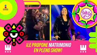 ¡Ana Gabriel le propone matrimonio a Kate del Castillo en pleno show! | Sale el Sol