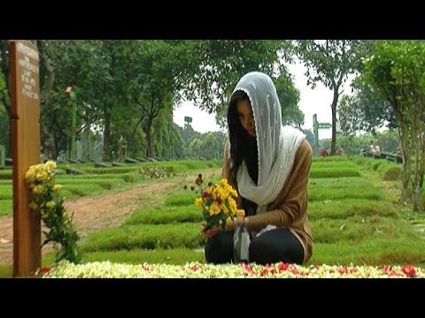 Tahlilan Tujuh Hari Ayah Nia Ramadhani - Intens 14 Maret 2014
