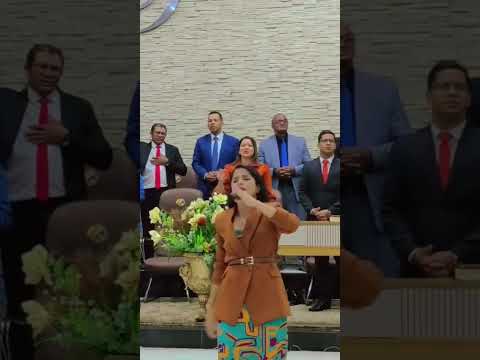 Cantora Samara Sorrequia- Congresso Unificado em: São João da Aliança- Go.