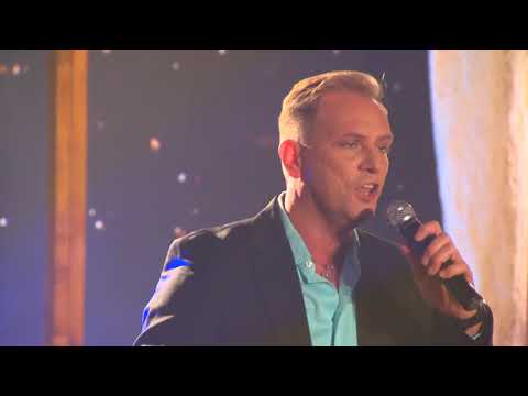 Gyemant Valentin- Barhol jarsz   szeress ugy is....