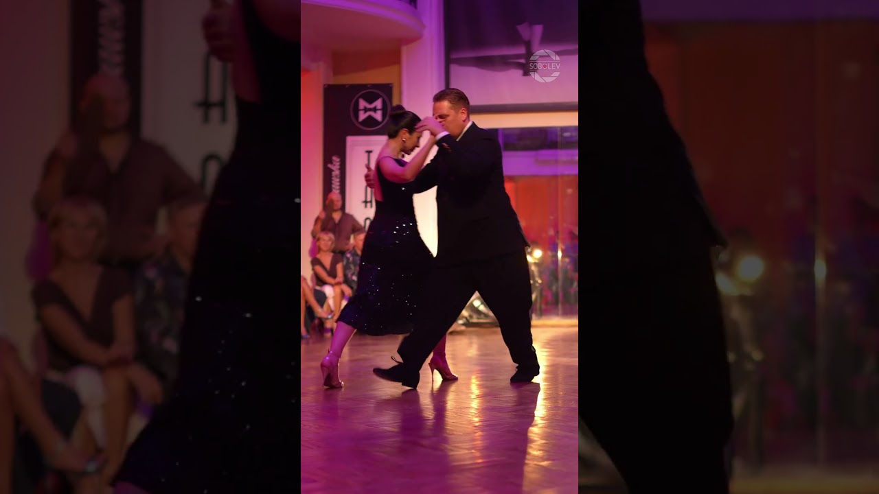 Elena Sergienko & Sergiy Podbolotnyy – La Bruja