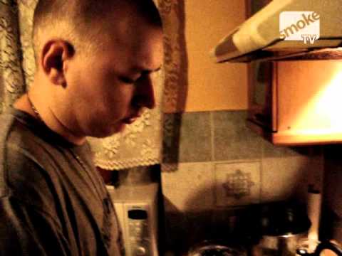 SmokeTV prezentuje: Gotuj Z Dolunem 1 - Naleśniki Z Czekoladą.