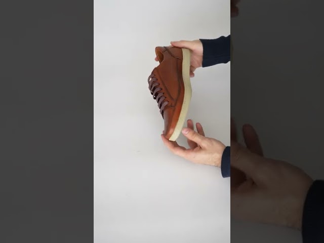 Vídeo relacionado con BeComfy Zapatillas de casa Para Hombres Cuero Genuino | Ligera y Suave | Disponible EN Tres Colores y con Caja de Regalo 40-46 EU Modelo FM82 (45, Marrón)