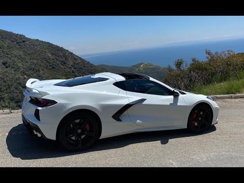 How the Production C8 Corvette Compares to Early Test Cars!