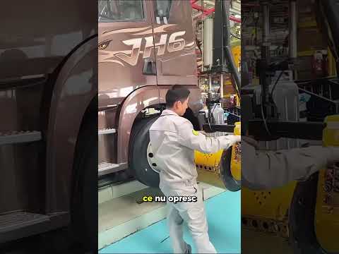 De ce strâng roțile camionului în mers?