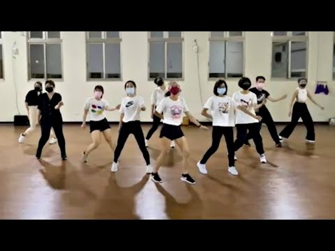 Tara Dance Practice (Behind The Scenes)/ 2PM (투피엠)- My House (우리집)