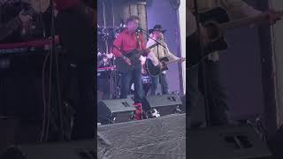 You Ain&#39;t Seen the Last of Me. John Schneider live. Fun Song!