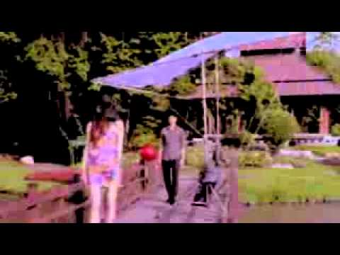 download lagu mp3 mp4 Video Crazy Little Thing Called Love 2, download lagu Video Crazy Little Thing Called Love 2 gratis, unduh video klip Video Crazy Little Thing Called Love 2