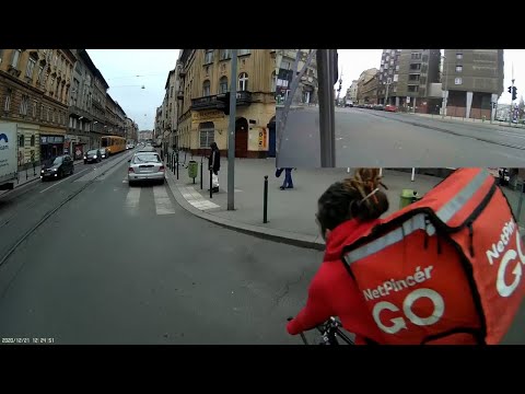 Netpincér futárt majdnem letolom - I almost push the courier aside