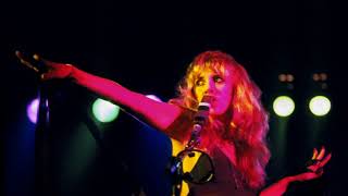 Fleetwood Mac -  Gold Dust Woman (alternate video version)