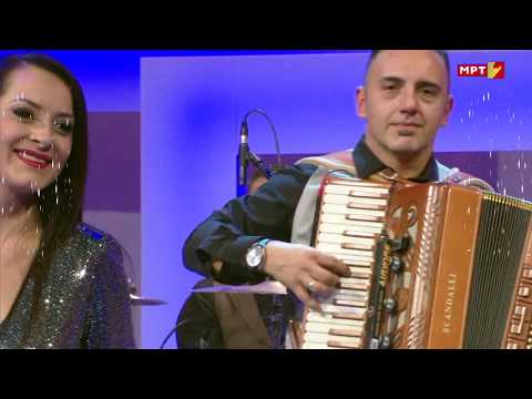 BOZICNA EMISIJA - ANETA I GRUPA MOLIKA