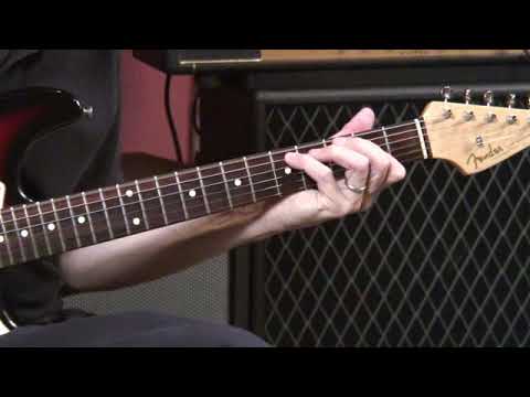 Michael Landau plays some awesome blues licks