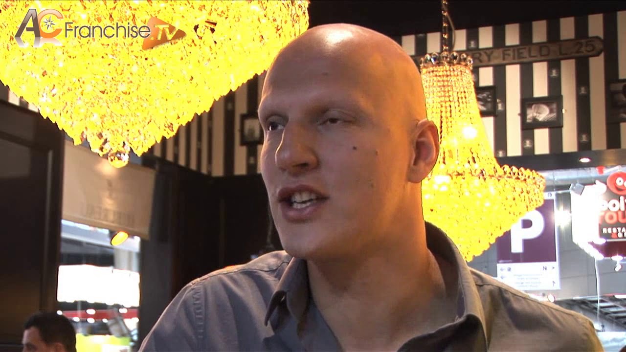 J&rsquo;étais indépendant, je suis devenu franchisé Au Bureau. Pourquoi ?