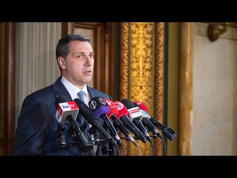 Lázár János :A Bizottság jóváhagyta a...