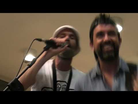 Bocephus King & Alex Kid Gariazzo - KISS (Prince)