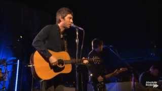 Noel Gallagher&#39;s High Flying Birds - The Dying Of The Light (London 2015) HD
