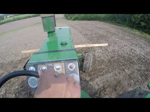 Oliver 1955 workin plantin beans on steep ground today 6/1/19