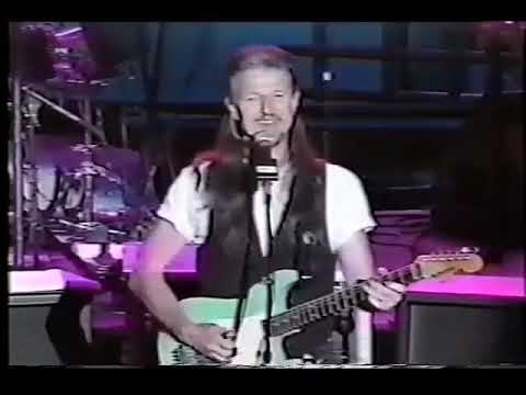 Bernie Chiaravalle with Doobies 1995