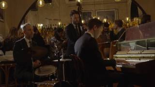 Filip Ekestubbe Trio at Carousel. Nobody Else But Me.