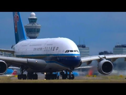 A380 Super Cup China Southern vs A380 Emirates.
