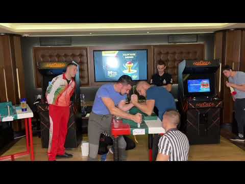 Слави Славчев VS Иван Кючукoв