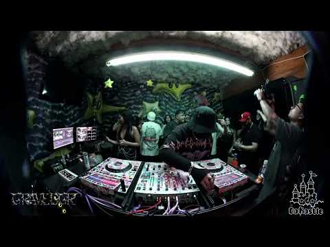 IN THE DUNGEON W/ GRAVEDGR