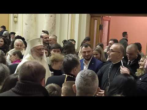 Daniel, Patriarhul Bisericii Ortodoxe Române, în mijlocul credincioșilor