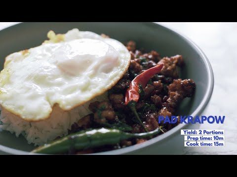 How to make Pad Krapow Gai (Spicy Thai Basil Chicken)