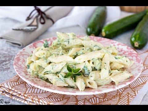 Pasta con zucchine e philadelphia
