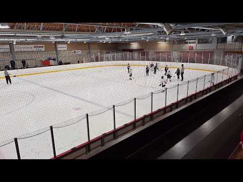 JYP U11 (2011) 4.12.2021 klo 11:10 Tikkakoski, JYP Punainen - JyKi Valkoinen