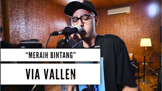 Download lagu Meraih Bintang - Via Vallen (Cover) by Kemal Palevi Ft. The Gania mp3 Download lagu Meraih Bintang - Via Vallen (Cover) by Kemal Palevi Ft. The Gania mp3