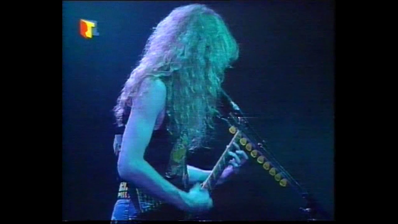 Megadeth - Hook in Mouth (Essen, 1988) - YouTube