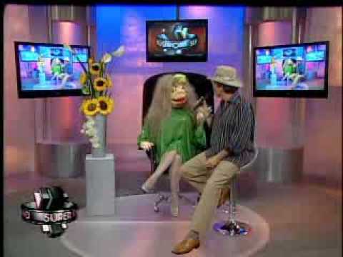 SuperXclusivo 4/23/10 - Silverio Pérez deja plantadas a secretarias